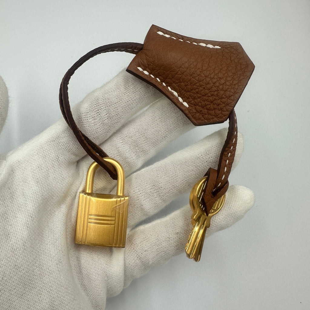 エルメス ケリー25 ゴールド (37) トゴ マットゴールド金具 K刻印 (2025)