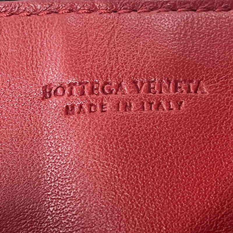 BOTTEGA VENETA ボッテガヴェネタ イントレチャート ファスナーポーチ レザー ブラック 黒/赤 クラッチバッグ 中古